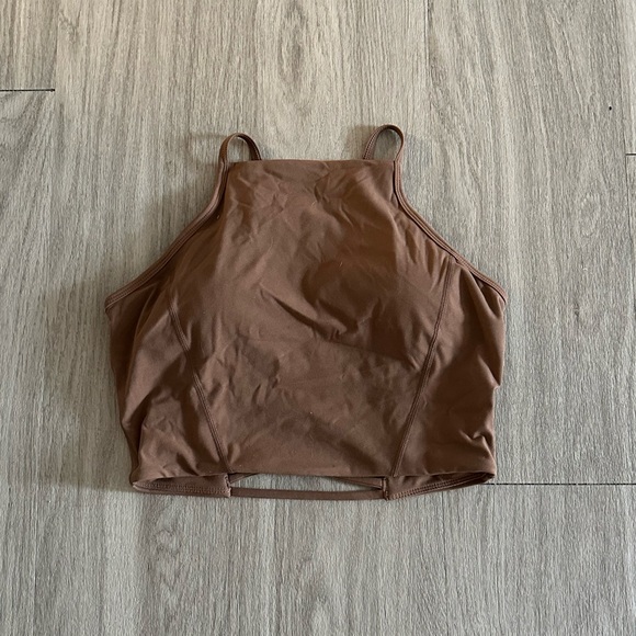 BuffBunny Ivy Crop Top - Picture 4 of 4